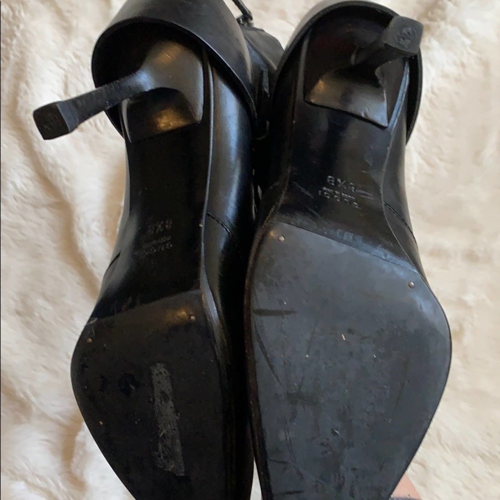 EUC Gucci Black Leather Point Toe Booties - Picture 4 of 4